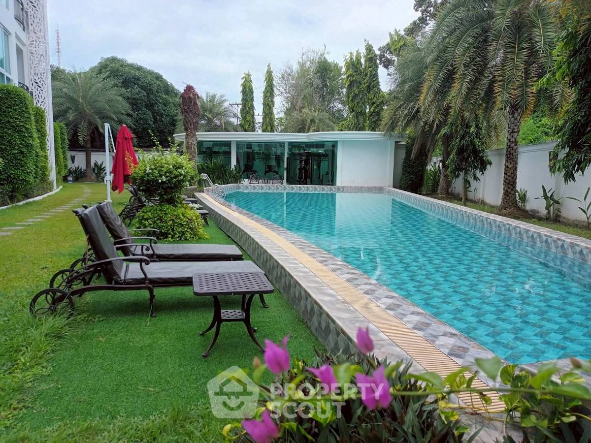 รูป คอนโด 1-ห้องนอน ที่ โอลิมปัส ซิตี้ การ์เด้น ใกล้ พัทยาใต้ (ID 2335249) - รูปที่ 1/14