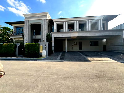 ขายบ้านเดี่ยว : Grand Bangkok Boulevard กรุงเทพกรีฑา บ้านเดี่ยวหรูสไตล์ Modern Classic  ใกล้ ARL ลาดกระบัง และสนามบินสุวรรณภูมิ เพียง 62 ครอบครัวเท่านั้น