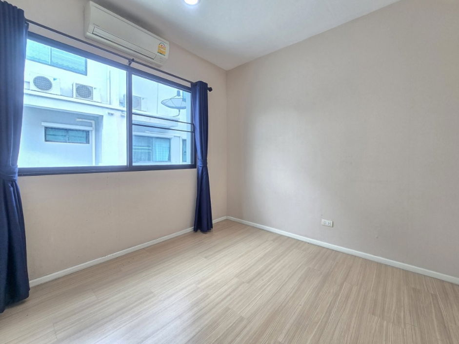 รูป ขายทาวน์โฮม 3 ชั้นมือสองนนทบุรี โครงการ บ้านกลางเมือง รัตนาธิเบศร์ (Baan Klang Muang Rattanathibet) เนื้อที่ 18.1 ตร.ว. - รูปที่ 11/14