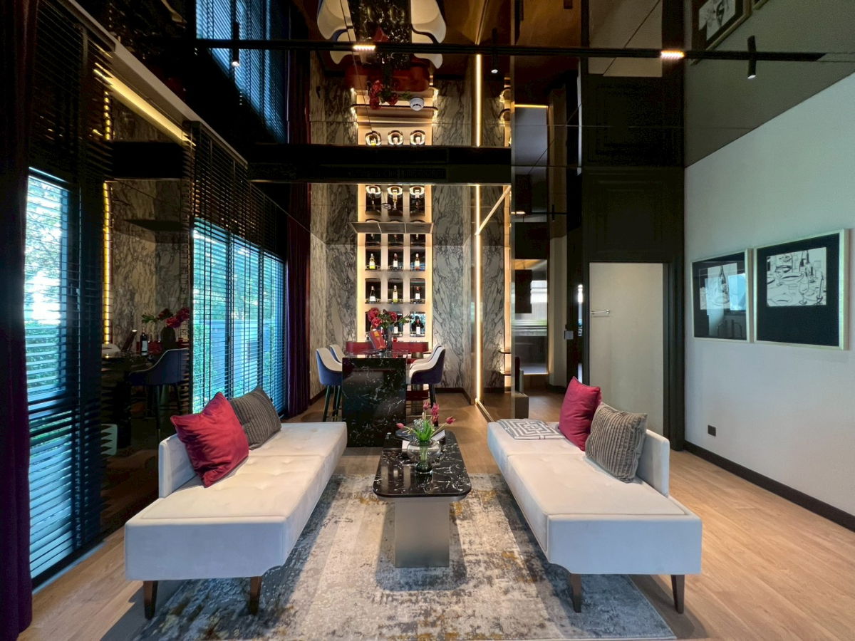 รูป Grand Bangkok Boulevard กรุงเทพกรีฑา บ้านเดี่ยวหรูสไตล์ Modern Classic ใกล้ ARL ลาดกระบัง และสนามบินสุวรรณภูมิ เพียง 62 ครอบครัวเท่านั้น - รูปที่ 28/36