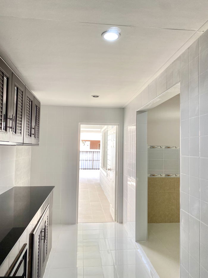 picture Selling house Baan Klang Suan 3.88 Million - 6/64