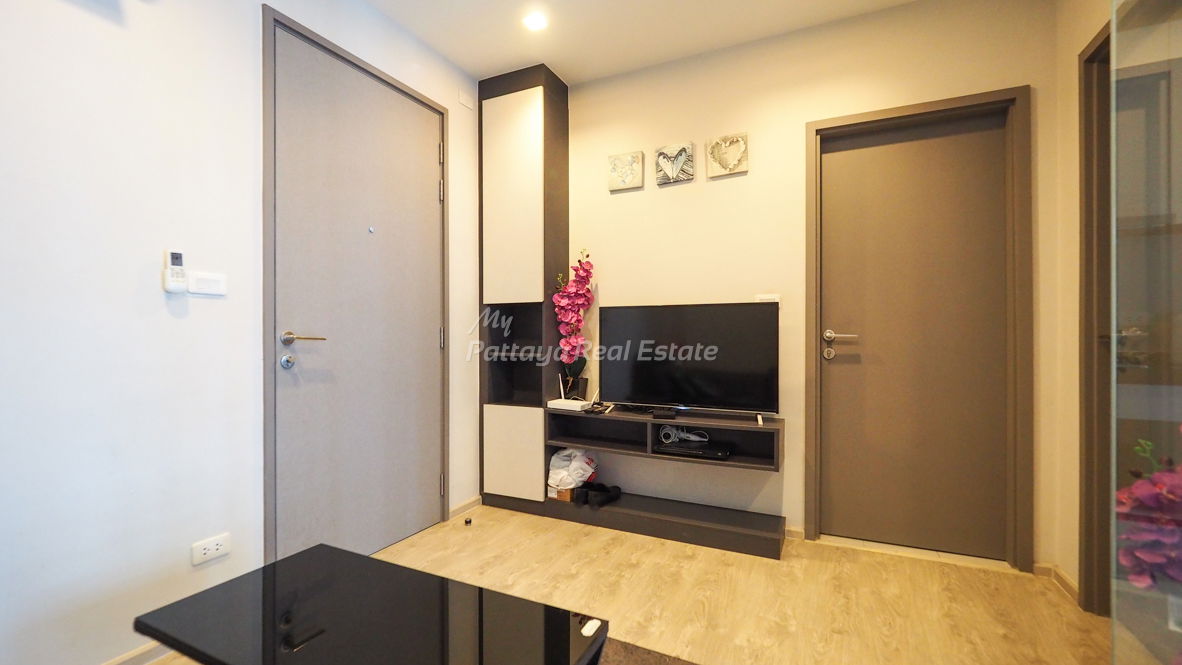 picture Foreigner Name - 1 Bedroom Condo for sale in The Base Central Pattaya BASE47 - 3/17