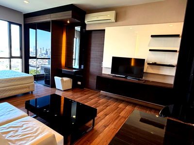 เช่าคอนโด เอสพลานาด รัชดาภิเษก : TH0170 | ให้เช่า Ivy Ampio Ratchada 💸 ค่าเช่า 21,000 บาท/เดือน 🚇 MRT ศูนย์วัฒนธรรมฯ 🗓 พร้อมอยู่ 1 ม.ค. 69