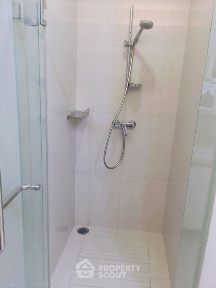 picture 2-BR Condo at Q Langsuan near BTS Ratchadamri (ID 1046395) - 11/13