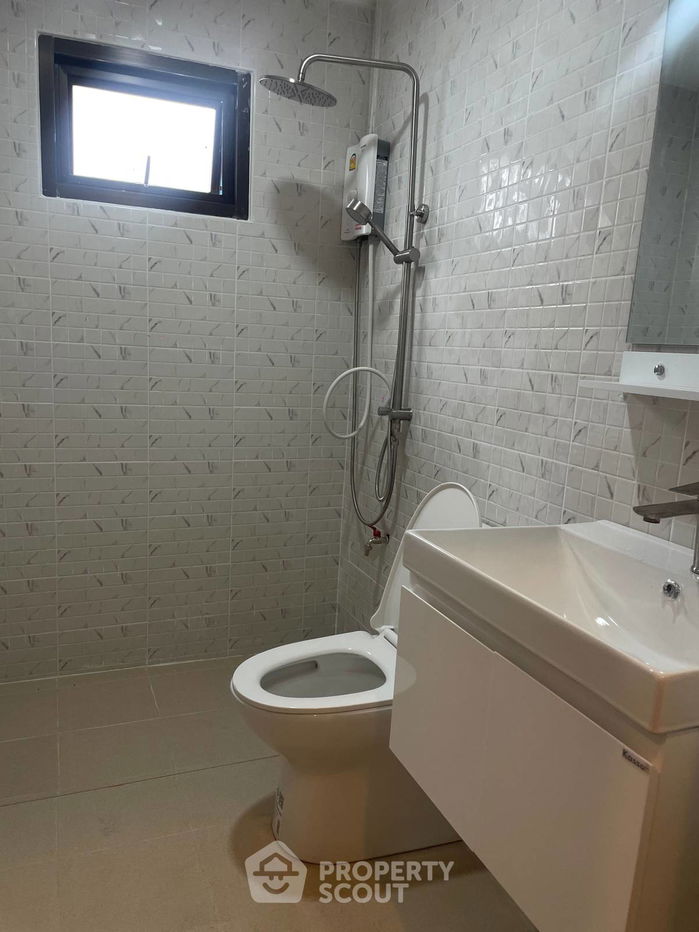 picture 3-BR House close to Pattaya (ID 2513743) - 13/25