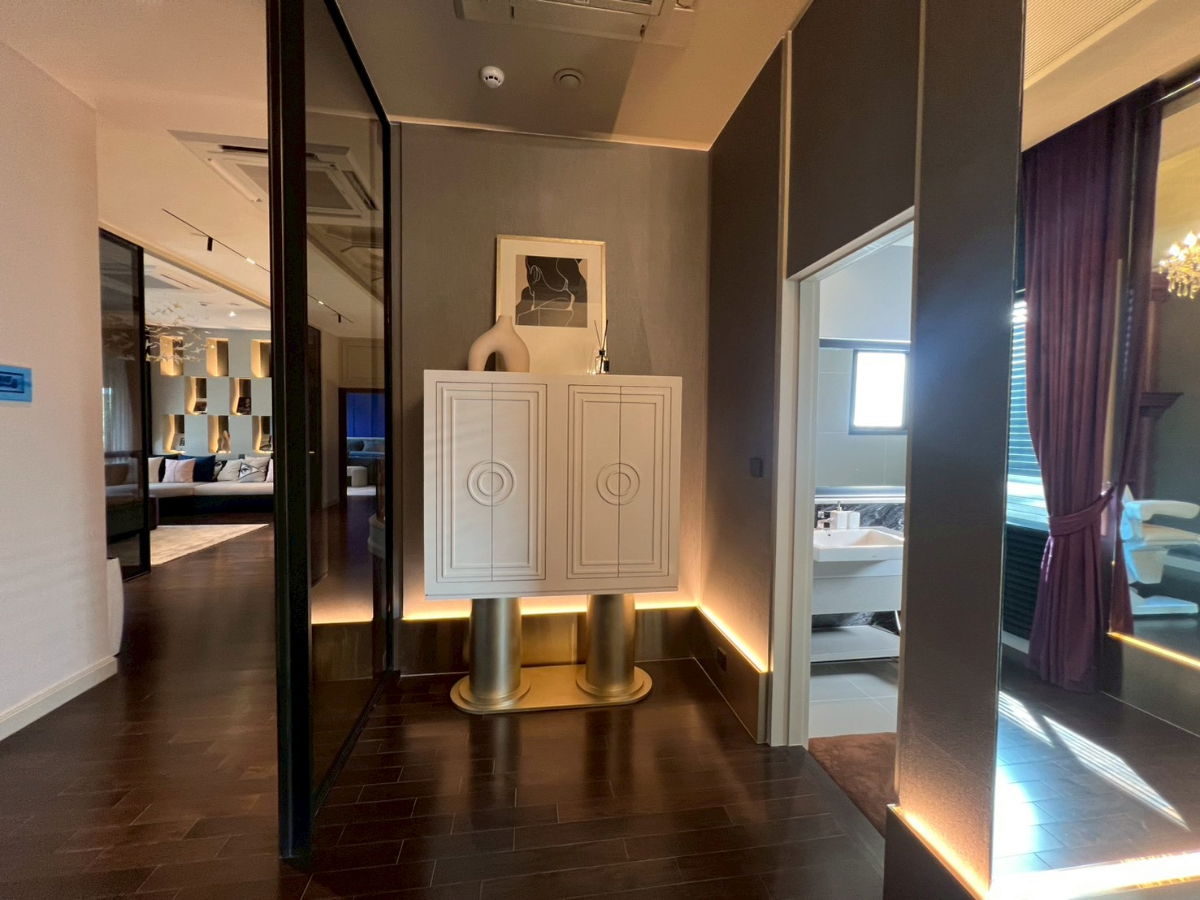 รูป Grand Bangkok Boulevard กรุงเทพกรีฑา บ้านเดี่ยวหรูสไตล์ Modern Classic ใกล้ ARL ลาดกระบัง และสนามบินสุวรรณภูมิ เพียง 62 ครอบครัวเท่านั้น - รูปที่ 24/36