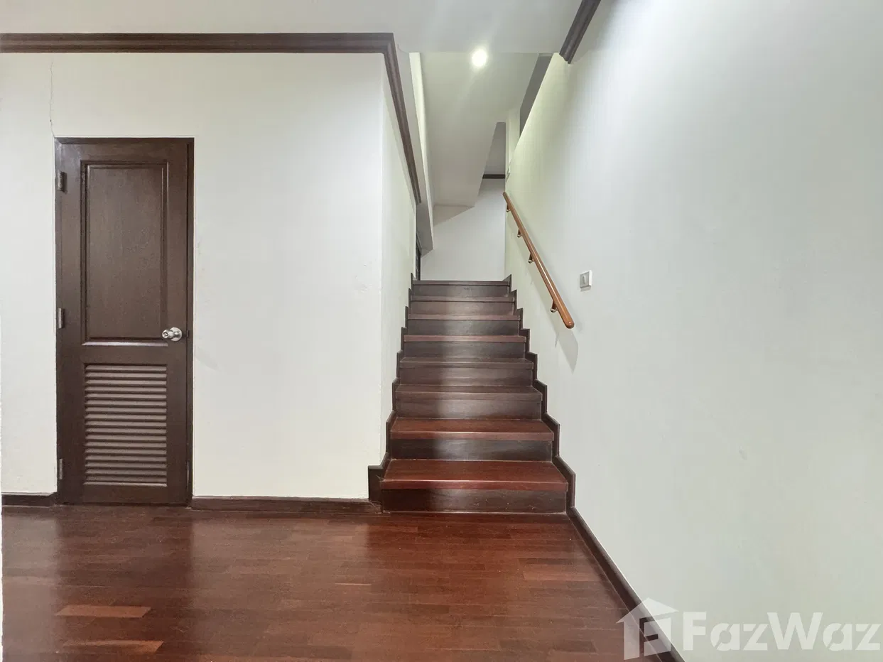 picture 3 bedroom 3 bathroom for sale at Elephant Tower 5938662 - 18/21