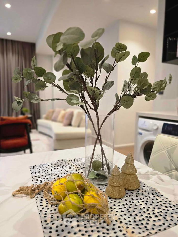 picture 2-BR Condo at Muniq Langsuan near BTS Ratchadamri (ID 2514177) - 2/16