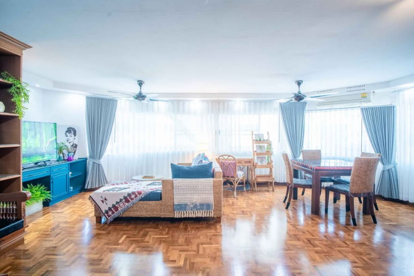 picture Condo for sale with   1 bedroom, 1 bathroom and   1 kitchen.    - 6/19