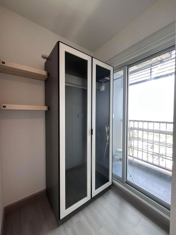 picture MN3242 The Presiden Charan - Yark Fai Chai Station - 2/8