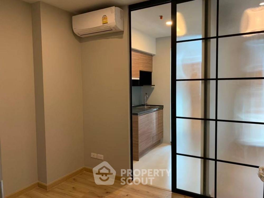 picture 1-BR Condo at Brix Condominium Charansanitwong 64 near MRT Sirindhorn (ID 1266612) - 2/12