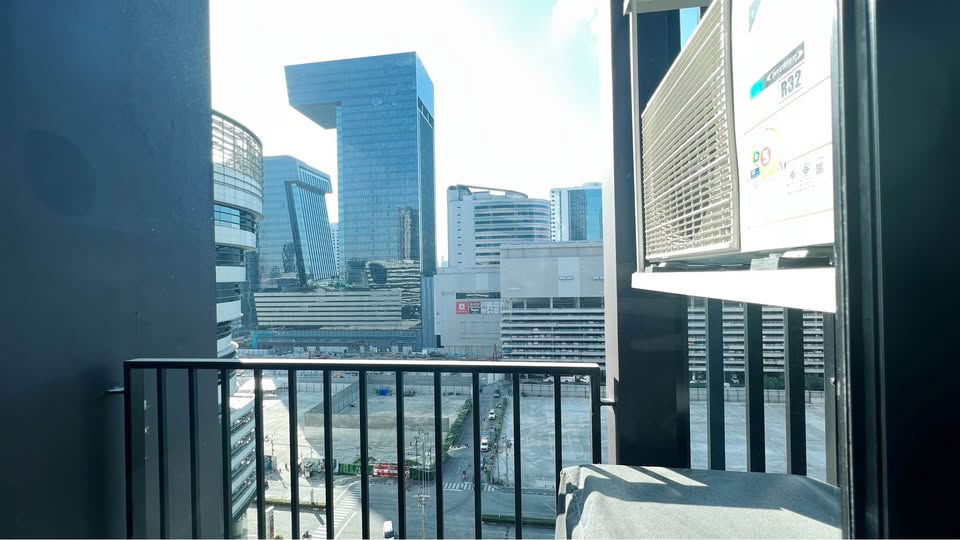 picture Ready to move in " 𝐍𝐮𝐞 𝐃𝐢𝐬𝐭𝐫𝐢𝐜𝐭 𝐑𝟗 " Floor 12 Tower N Fully Furnished Near : MRT-Rama 9 , G Tower - 9/12
