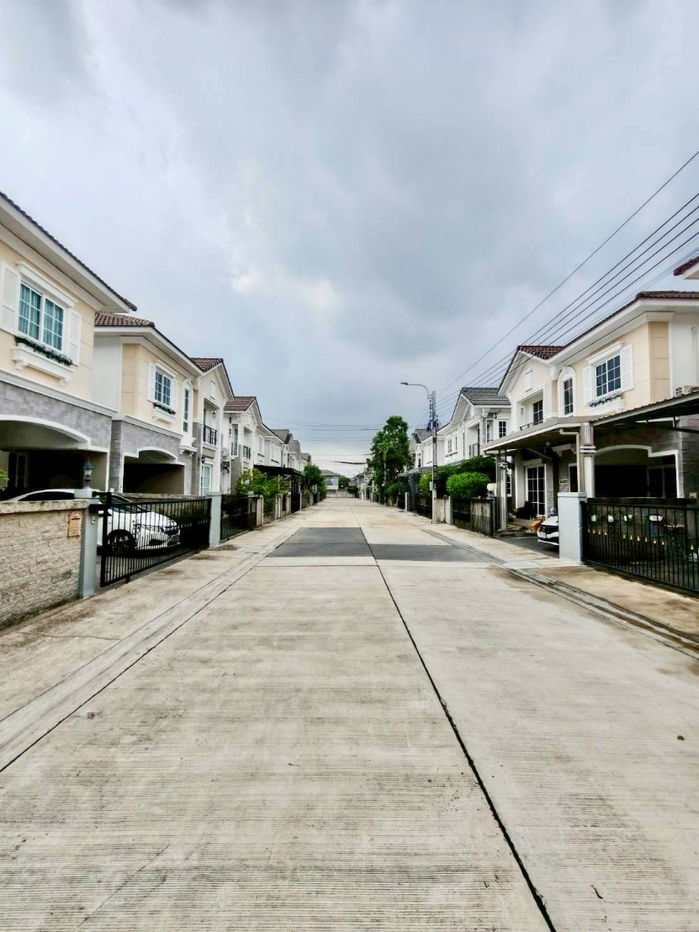 รูป ขายถูกสุด บ้านใหม่ Golden Neo บางนา-สวนหลวง 4 ห้องนอน 3 ห้องน้ำ 5.75ลบ. - รูปที่ 3/18