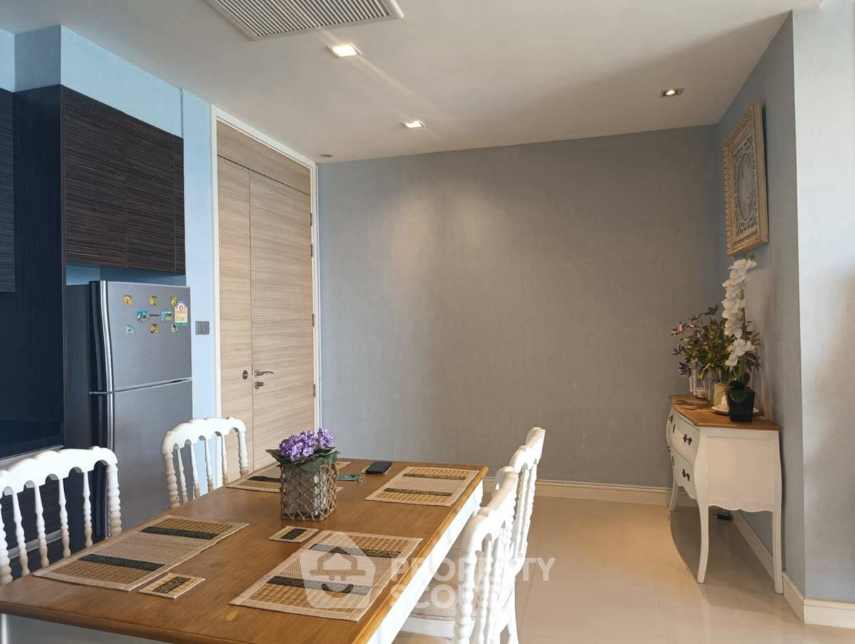 รูป คอนโด 2-ห้องนอน ที่ รีเฟล็คชั่น จอมเทียน บีช พัทยา ใกล้ เมืองพัทยา (ID 2264856) - รูปที่ 10/20