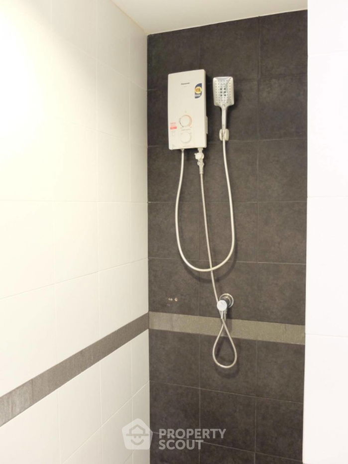 picture 1-BR Condo at A Space Asoke-Ratchada near MRT Phra Ram 9 (ID 1944688) - 6/23