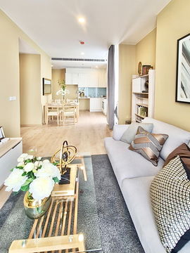 Nice Decorate 2 Beds High Fl. Good View & Good Location New Condo Close to BTS Asok & MRT Sukhumvit 550 m. at Noble BE19 Condo / For Rent