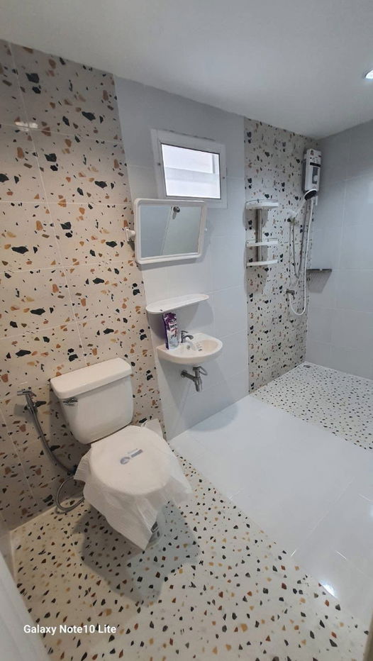 picture #R8526 🎉 301268 House for Rent, Sri Bearing Place - 5/20