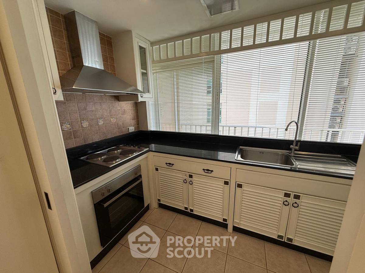 picture 2-BR Condo at Langsuan Ville near BTS Ratchadamri (ID 2513603) - 4/22