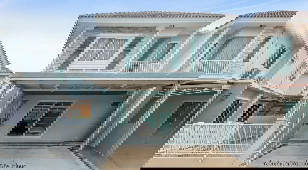 รูป ขายบ้านแฝดมือสอง โครงการ วิลลาจจิโอ ปิ่นเกล้า-ศาลายา (Villaggio Pinklao-Salaya) เนื้อที่ 35 ตร.ว. ใกล้เซ็นทรัลศาลายา - รูปที่ 1/12