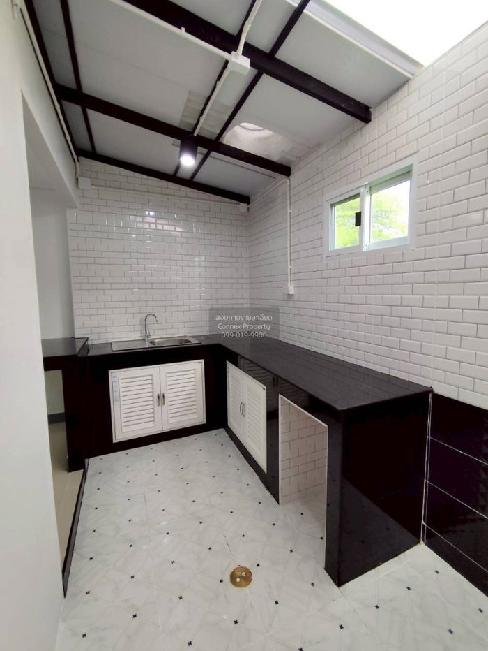 รูป ขายทาวน์เฮ้าส์/ทาวน์โฮม  กมลลักษณ์ เวสเกต - บางใหญ่ รีโนเวทใหม่ MRT-สามแยกบางใหญ่ บางรักพัฒนา บางบัวทอง นนทบุรี CX-140682 ✅ ทักไลน์ @connexproperty ตอบทันที ทีมงานมืออาชีพ ✅ - รูปที่ 7/12