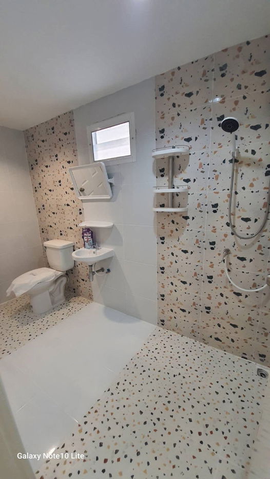 picture #R8526 🎉 301268 House for Rent, Sri Bearing Place - 6/20