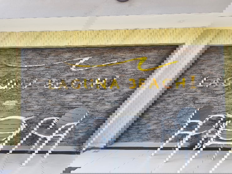 picture for sale laguna beach1 1.25million - 11/12