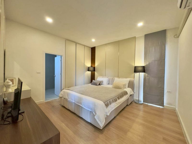 รูป KT0100📲LineID @556ryccg🏖️Pool Villa นาเกลือ12 ใกล้ปราสาทสัจธรรม 3ห้องนอน พร้อมเฟอร์นิเจอร์🏊สระว่ายน้ำ - รูปที่ 10/14