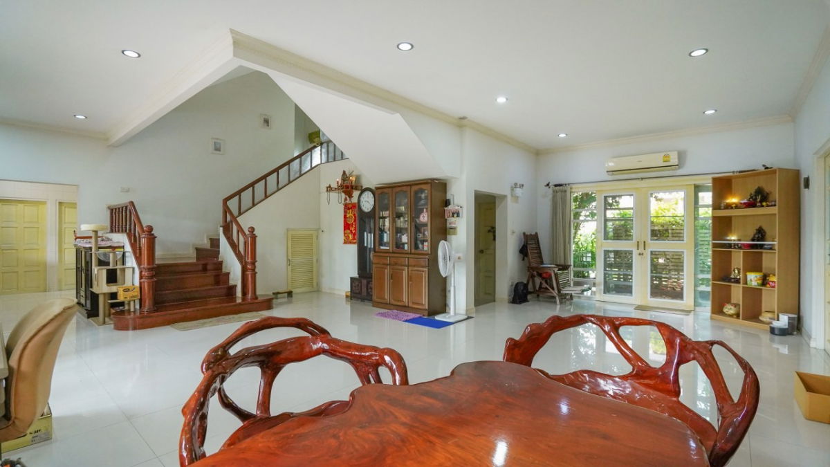 รูป ขายบ้านเดี่ยวมือสองกรุงเทพฯ 3 ชั้น โครงการ กฤษดานคร 20 (Kristsda Nakhon 20) ปิ่นเกล้า หน้าบ้านไม่ชนใครพร้อมวิวเลค บนเนื้อที่ 201 ตร.ว. - รูปที่ 6/23