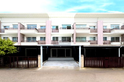 ทาวน์โฮม กรุงเทพมหานคร : ขายทาวน์เฮ้าส์/ทาวน์โฮม  ศุภาลัย พรีโม่ พระราม 2 รีโนเวทใหม่ จอมทอง เขต จอมทอง กรุงเทพ CX-133585 ✅ ทักไลน์ @connexproperty ตอบทันที ทีมงานมืออาชีพ ✅