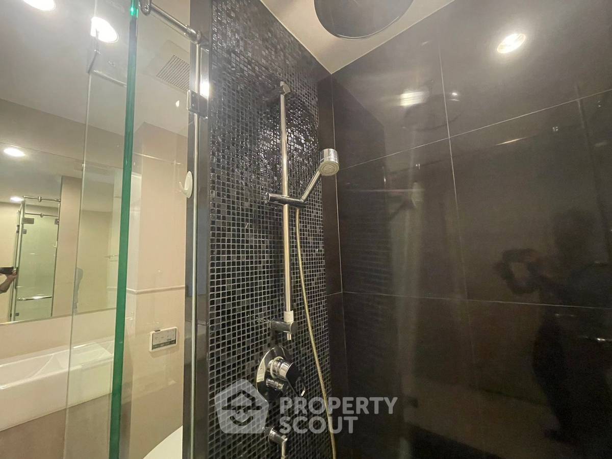 picture 1-BR Condo at The Crest Sukhumvit 24 near BTS Phrom Phong (ID 1221845) - 10/13