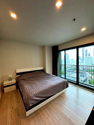 Condos for rent : HotDeal​🔥🔥  For Rent​ | Prime Location and Special Price, Condo at Noble Solo MD-25085031