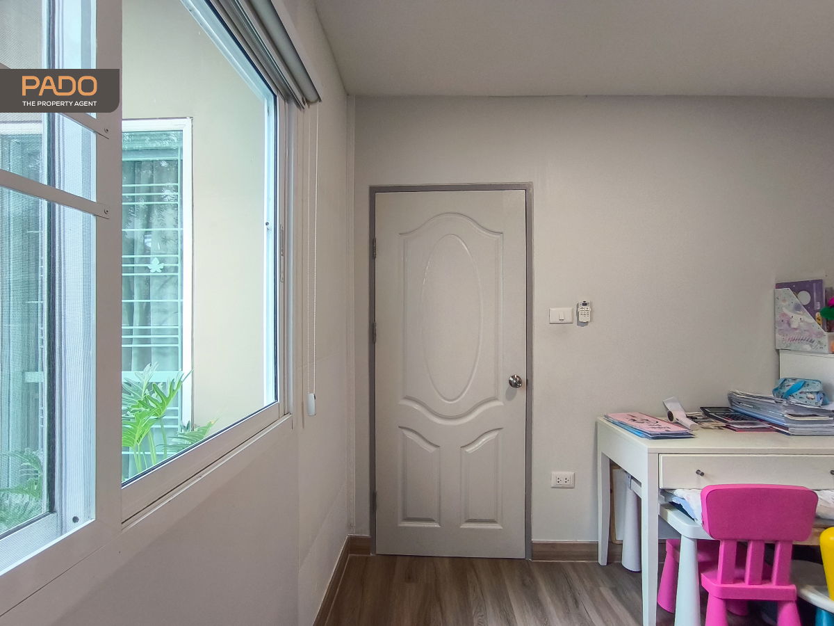 รูป ให้เช่า บ้าน ศุภาลัย พาร์ค วิลล์ รามอิทรา 5 ติด ถนนเทพรักษ์ 58 ตร.ว. 5 นอน 4 น้ำ มีบ่อปลาสวนหน้าบ้าน - รูปที่ 25/26