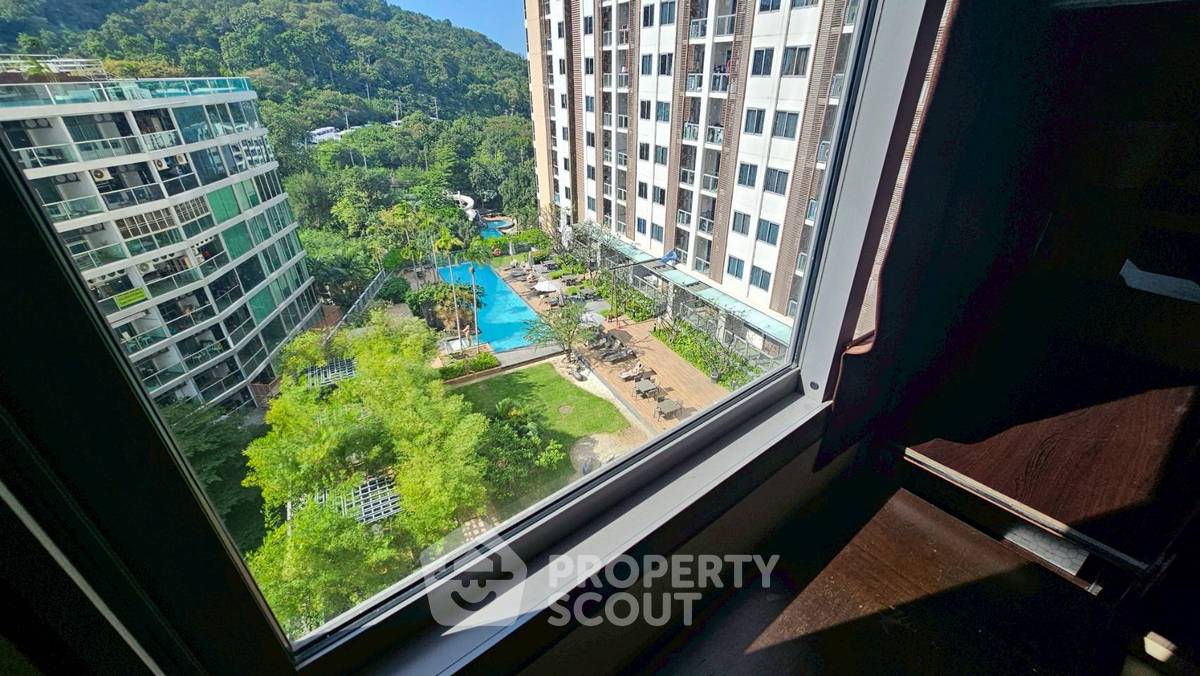 picture 1-BR Condo at Unixx South Pattaya close to Phratamnak (ID 2510040) - 2/14