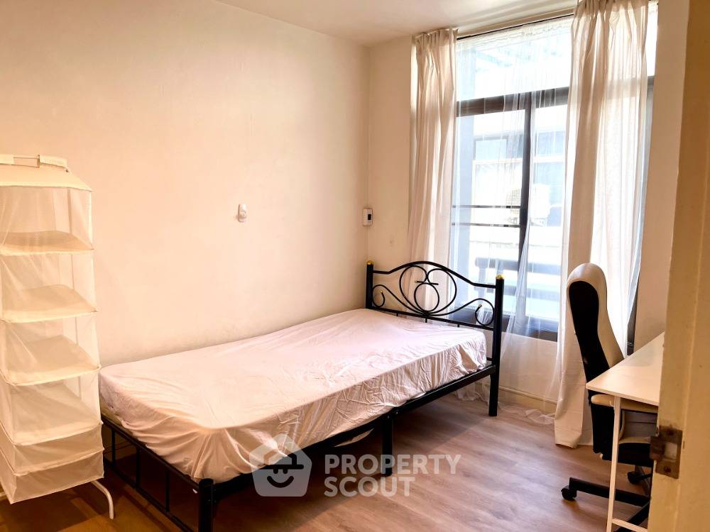 picture 2-BR Condo at Ratchayothin Place Condominium near BTS Ratchayothin (ID 1506355) - 10/23