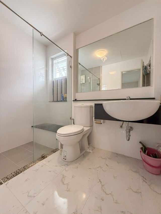 รูป ขายบ้านแฝดมือสองนนทบุรี โครงการ ชวนชื่น พระราม7-สิรินธร (Chuanchuen Rama 7-Sirindhorn) เนื้อที่ 36 ตร.ว. ใกล้รถไฟฟ้าสายสีแดงสถานีบางบำหรุ  - รูปที่ 12/12