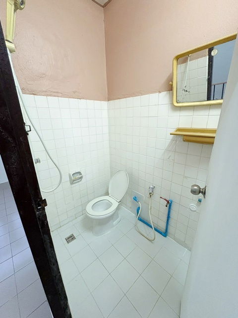 รูป ลด20% พร้อมอยู่ 3 นอน 3 น้ำ รพ.เกษมราษฎร์ 600 ม. สวนเสรีไทย เสรีไทย 28-36 MRTสัมมากร ให้เช่าอาคารพาณิชย์ 3.5 ชั้น 20 ตร.วา.256 ตร.ม. - รูปที่ 8/8