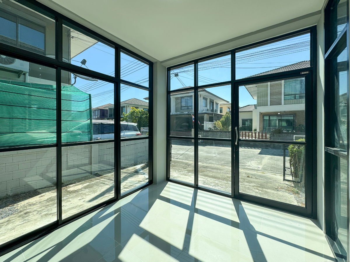 รูป รีโนเวทใหม่ทั้งหลัง พร้อมเข้าอยู่ ขายบ้านเดี่ยว โกลเด้นวิลเลจ บางนา–กิ่งแก้ว (Golden Village Bangna–Kingkaew) 3 ห้องนอน ใกล้สนามบินสุวรรณภูมิ - รูปที่ 20/28