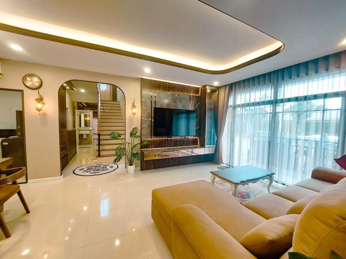 ให้เช่าบ้านเดี่ยว 4 ห้องนอน 215 ตร.ม. 56 ตร.ว. แกรนด์ บริทาเนีย พระราม 9-กรุงเทพกรีฑา