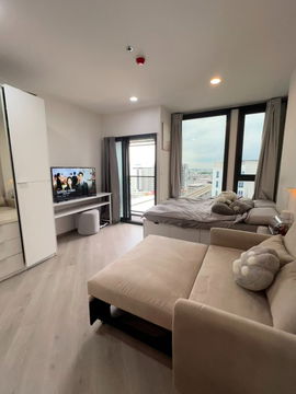 PFD-07747 For rent: The Base Saphanmai , corner room, beautiful view, next to the BTS | Free WiFi + washing machine | Fully functional furniture!