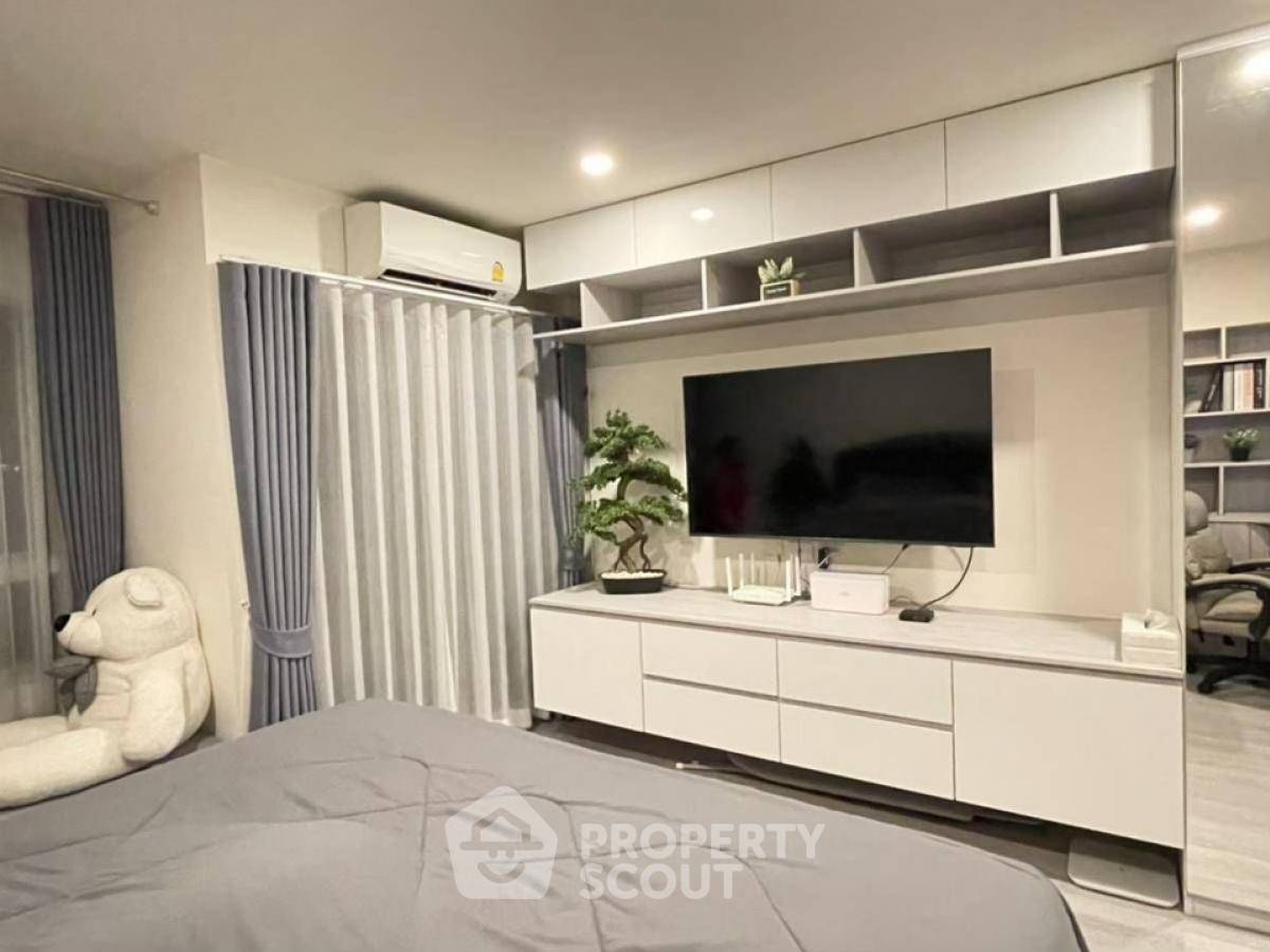 picture 1-BR Condo at Lumpini Ville Phatanakan-Srinakarin in Suan Luang (ID 1556579) - 5/18