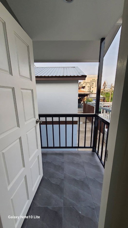 picture #R8526 🎉 301268 House for Rent, Sri Bearing Place - 12/20