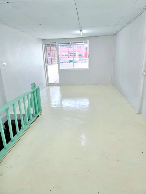 รูป BTSสะพานควาย 1กม.240 ตร.ม.3นอน อินทามระ8-14 ให้เช่าอาคารพาณิชย์ 3 ชั้น 20 ตร.วา. ม.หอการค้า 900 ม. 2น้ำ - รูปที่ 6/8