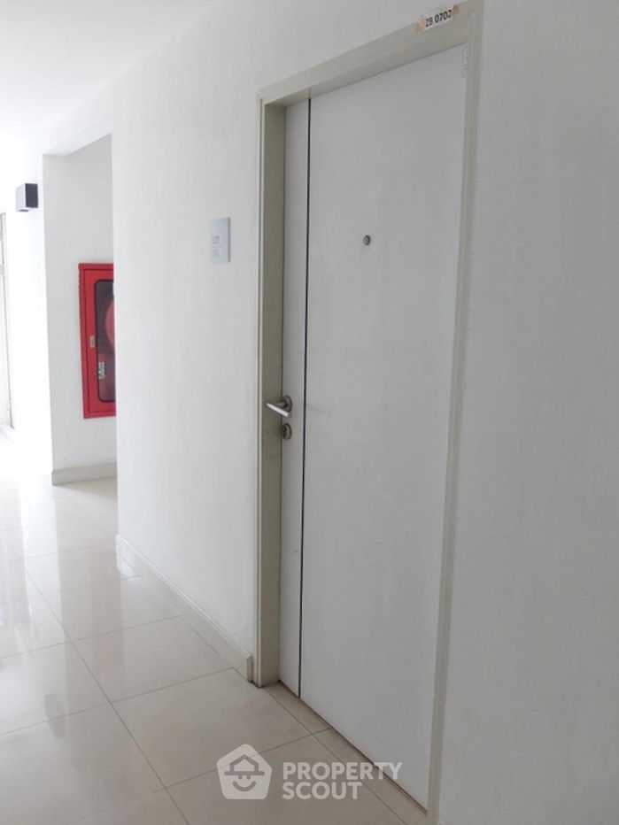 picture 1-BR Condo at A Space Asoke-Ratchada near MRT Phra Ram 9 (ID 1944688) - 5/23