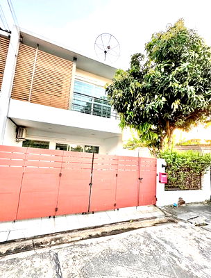 เช่าทาวน์โฮม โรงเรียนนานาชาติเด่นหล้า : ให้เช่าเดอะทรัสต์ ทาวน์ ราชพฤกษ์ – รัตนธิเบศร์ (The Trust Town Ratchaphruek – Rattanathibet)