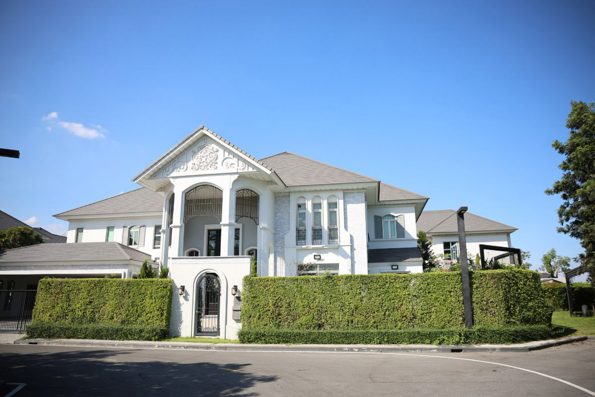 รูป HR3124LUXURY LISTING] Perfect Masterpiece Krungthep Kreetha ที่สุดของคฤหาสน์หรู บนทำเลศักยภาพแห่งการใช้ชีวิต | พร้อมเข้าอยู่ทันที - รูปที่ 1/68