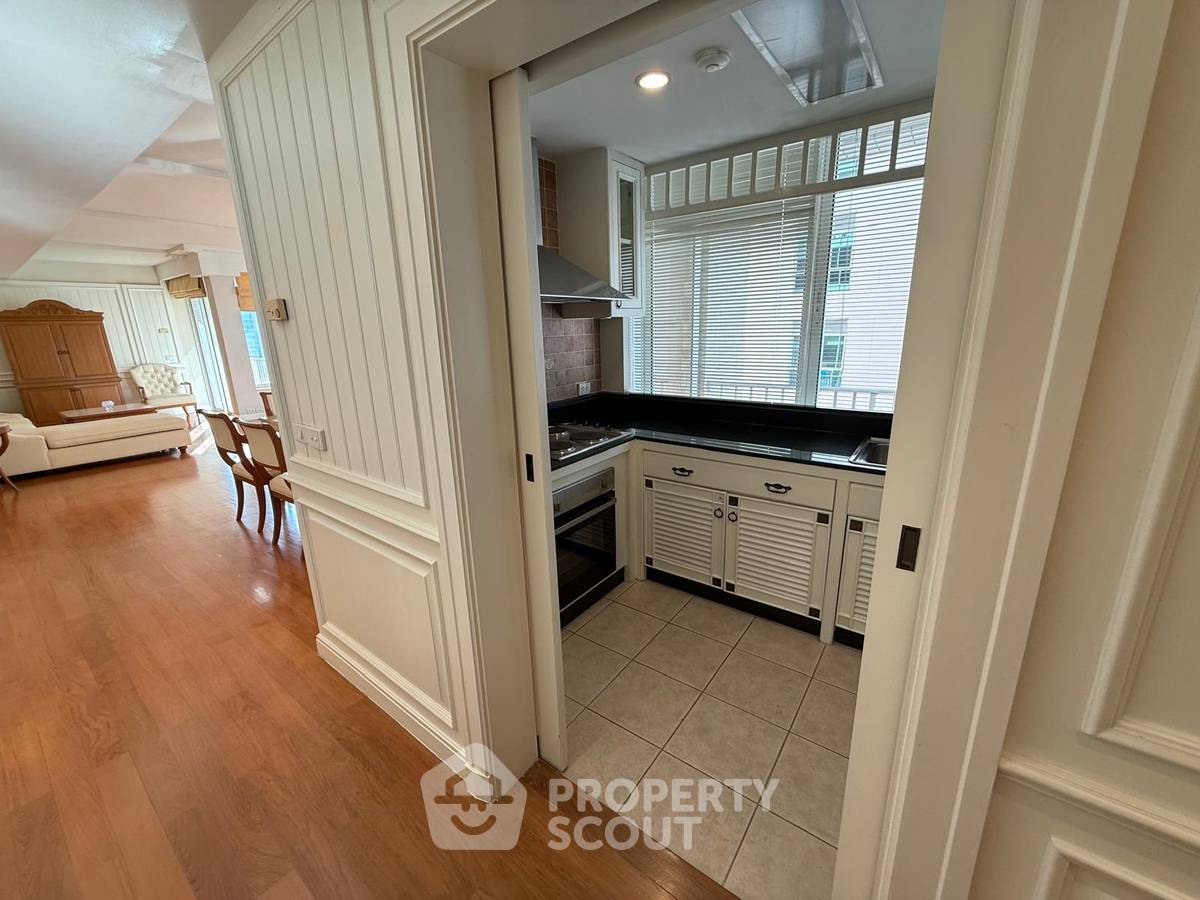 picture 2-BR Condo at Langsuan Ville near BTS Ratchadamri (ID 2513603) - 3/22