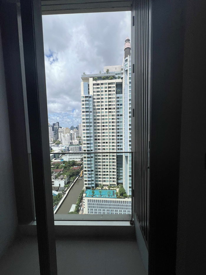 picture TH0169-CO | For Rent: The Esse at Singha Complex 💸 Rental Price: 45,000 THB/month 🚇 MRT Phetchaburi - 11/13