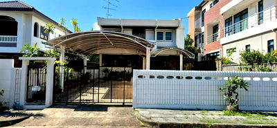 เช่าบ้านเดี่ยว เขตสวนหลวง : HR3128ให้เช่าบ้านเดี่ยว หมู่บ้านเมืองทอง 2/2 พัฒนาการ 61 พื้นที่กว้าง 80 ตร.ว. ทำเลดี เดินทางสะดวก พร้อมเข้าอยู่ได้ทันที