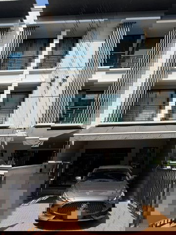 รูป HU7088 ทาวน์โฮมให้เช่า บ้านกลางเมือง รัตนาธิเบศร์ นนทบุรี - รูปที่ 1/8