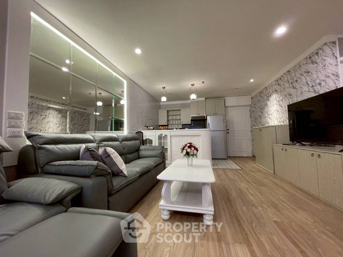 picture 2-BR Condo at The Waterford Diamond Tower Sukhumvit near BTS Phrom Phong (ID 2510079) - 4/10